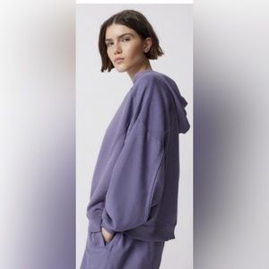 💜URBAN OUTFITTERS OUT FROM UNDER OLLIE HOODIE-purple 💜